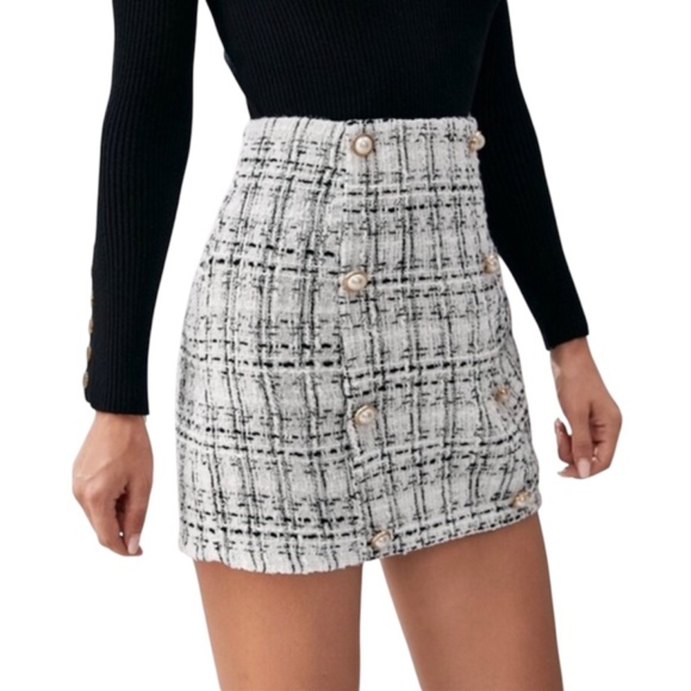 Shein white plaid tweed double button pearls mini skirt w/ back zipper size 4
